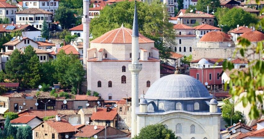  SAFRANBOLU ve  ILGAZ KAYAK MERKEZİ